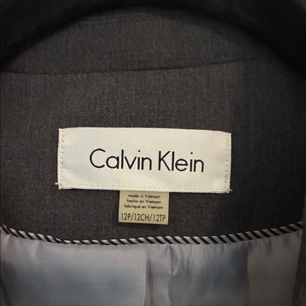 Calvin Klein Women's Charcoal Two Button Blazer 12P - Picture 2 of 4